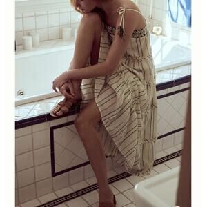 Anthropologie Ranna Gill Tiered Shimmer Midi Dress size Small Ivory Gold